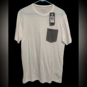 NWT Under Armour Loose Pocket Tee